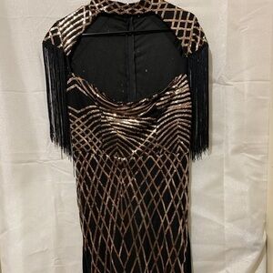 3/$28❤️Black and gold party or evening dress sizeL